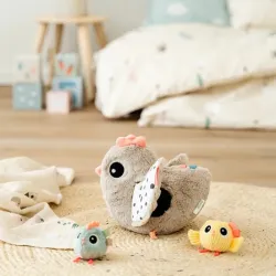 Jouet d'éveil Hide & Seek Clucky Sable