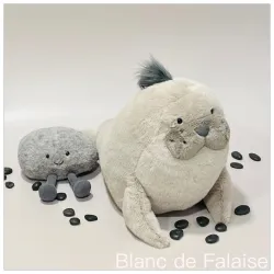 Amuseables Pebble